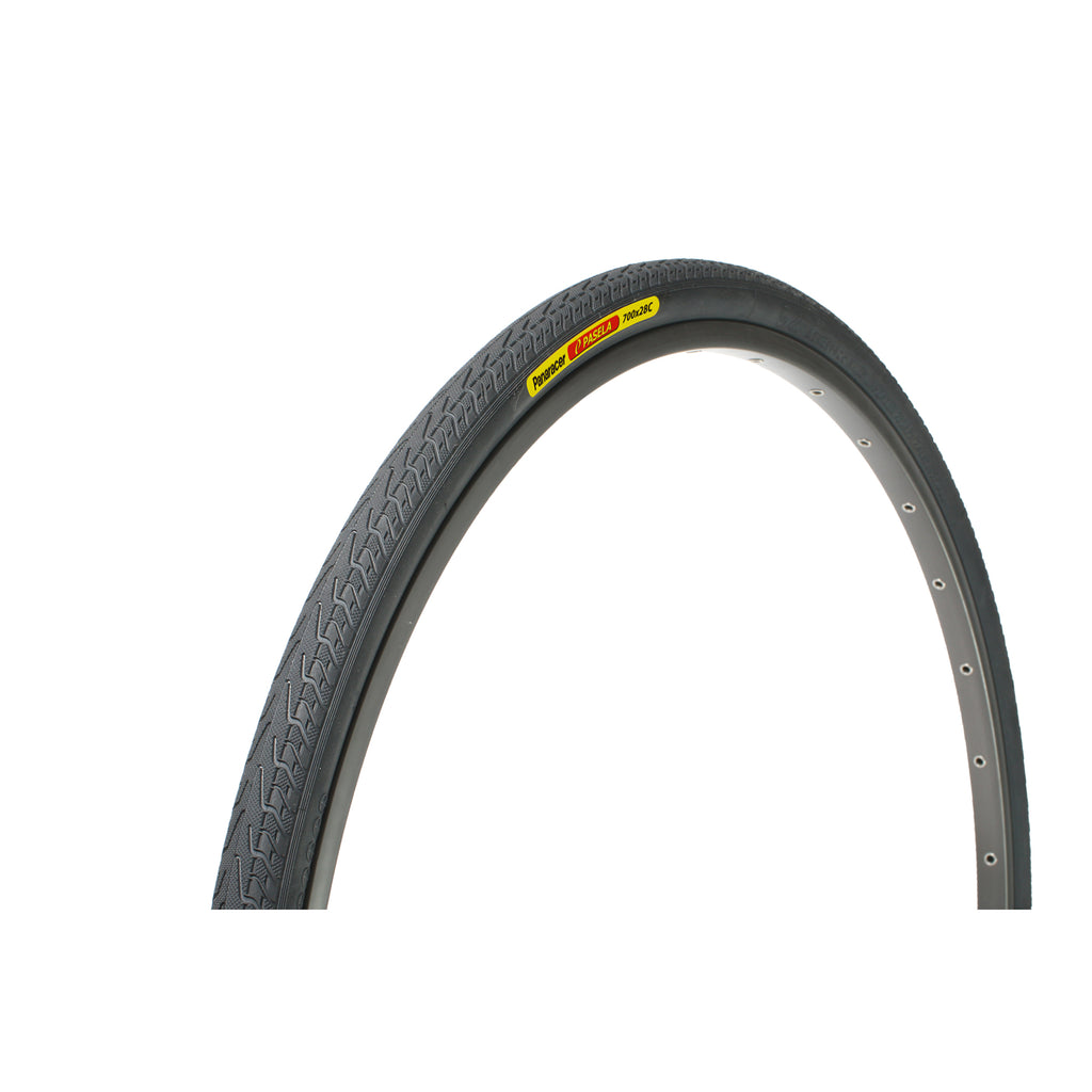 Panaracer Pasela wire bead tyre, black tread with black sidewall