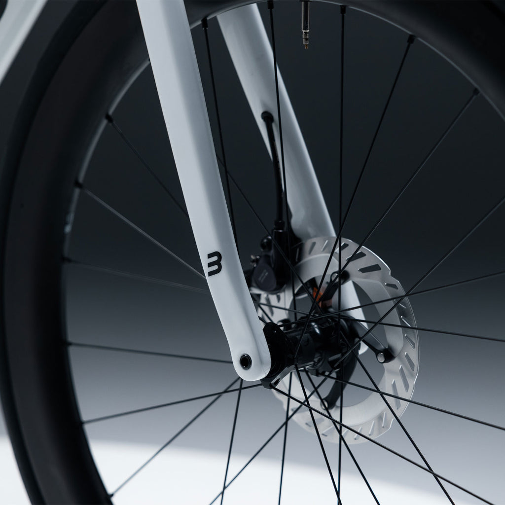 Basso Astra 105 Di2 Road Bike, Cosmic S, Polar White