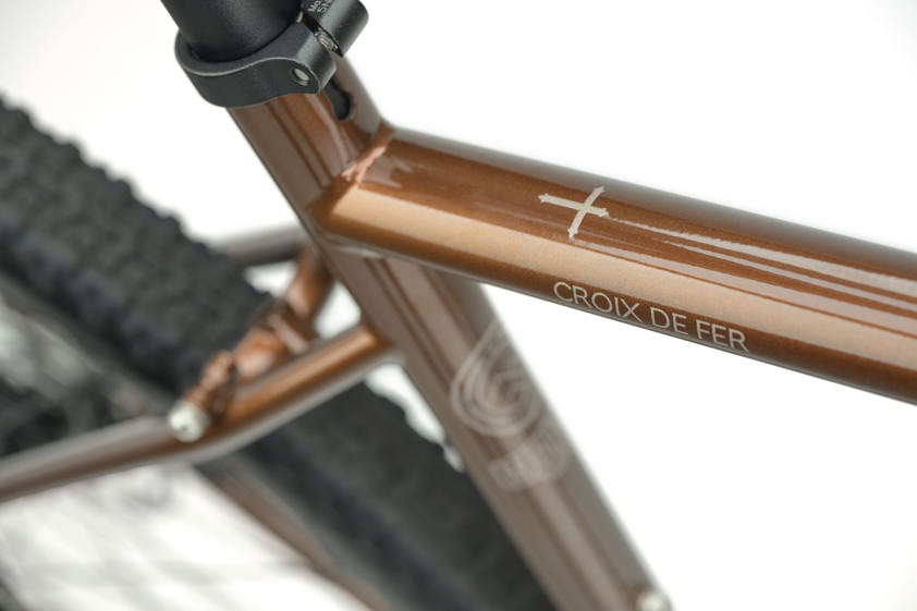 Genesis Croix de Fer 10