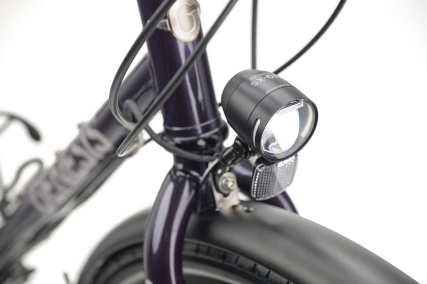 Busch and Muller dynamo headlight mounted on the fork of the Genesis Tour de Fer 30