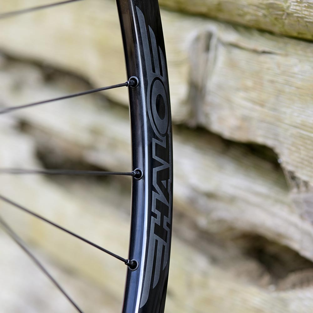 Halo GXC Supadrive rear hub with red freehub body and 120 point engagement
