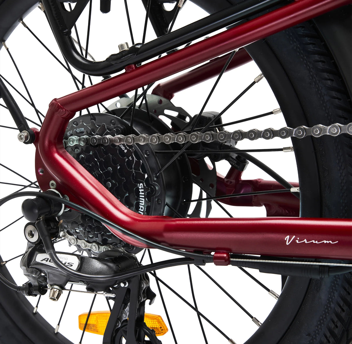 Shimano Altus drivetrain on the Hygge Virum 2026 in Sangria Red