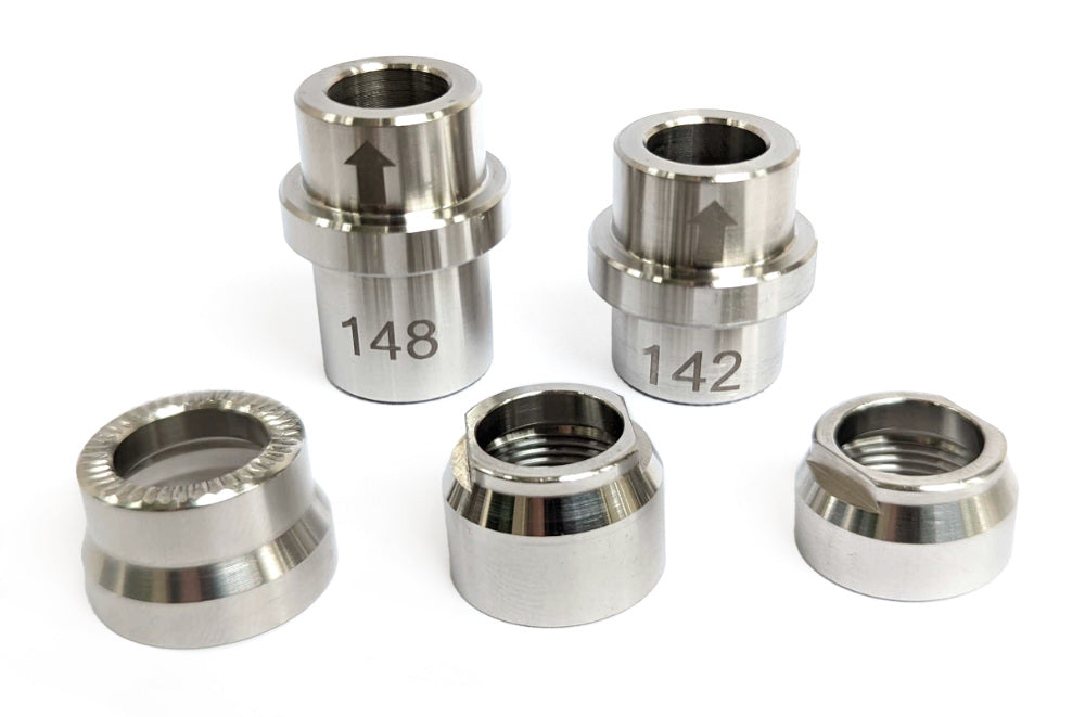 Wahoo KICKR thru axle kit