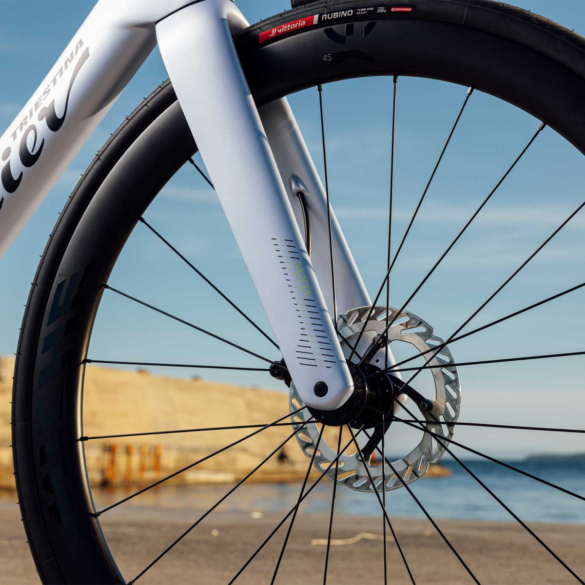Wilier Rapida 105 Di2 Road Bike, Dusk Grey